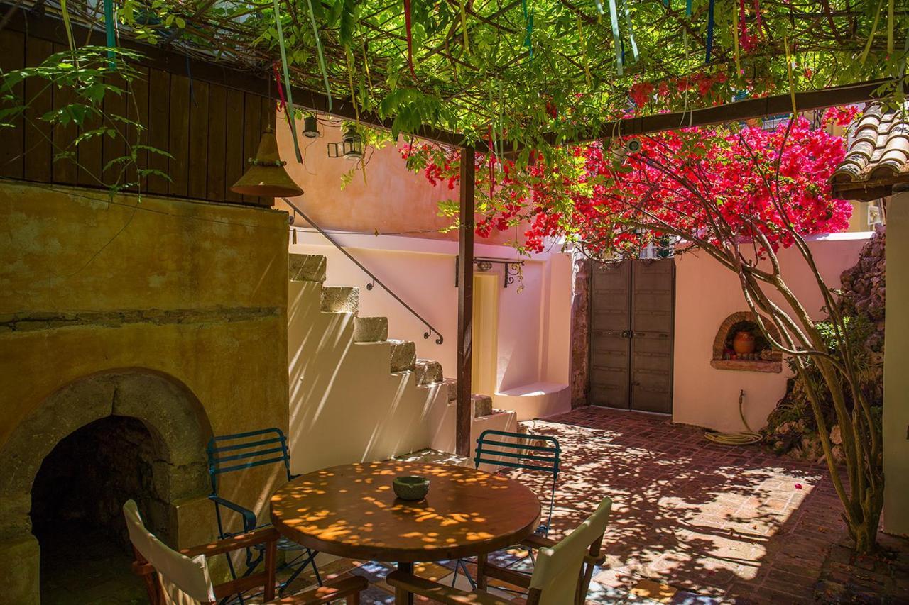 Lefkada Town Traditional House / Cozy Yard Экстерьер фото